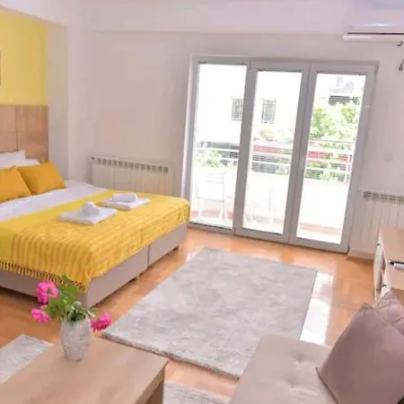 Milica Apartment *