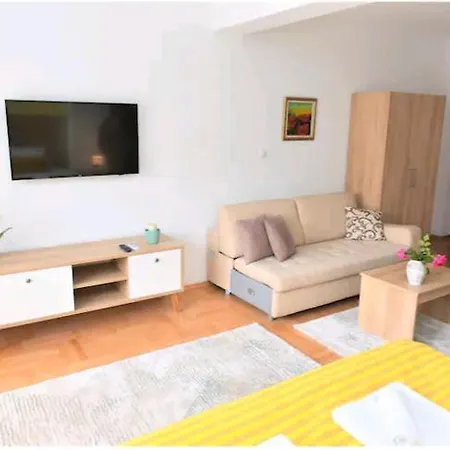 Apartment Milica *